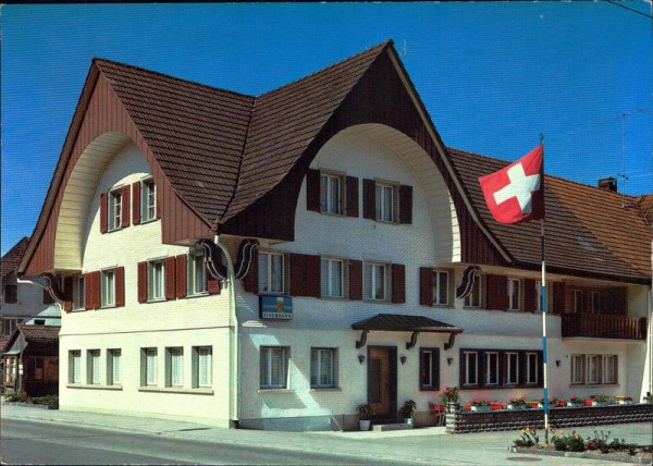 Restaurant zur Eisenbahn, Zell Vorderseite