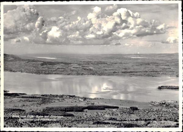 Blick vom Etzel-Kulm auf Zürichsee Greifensee  und Pfäffikersee Vorderseite