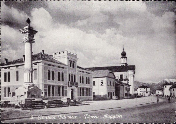 Giustina Bellunese, Piazza Maggiore