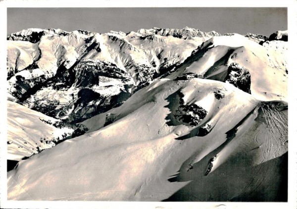 Hörnlihütte mit Hochwang und Rhätikonkette Vorderseite