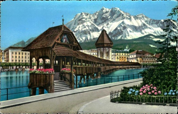 Luzern - Kapellbrücke und Pilatus Vorderseite