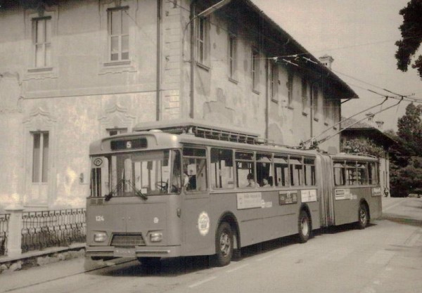 Trolleybusse Gelenkwagen 124 (Volvo/Hess/BBC 1975), Postkartenbuch "Bus & Bahn in alten Ansichten" Vorderseite