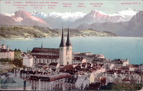 Luzern, Hofkirche und die Alpen Vorderseite