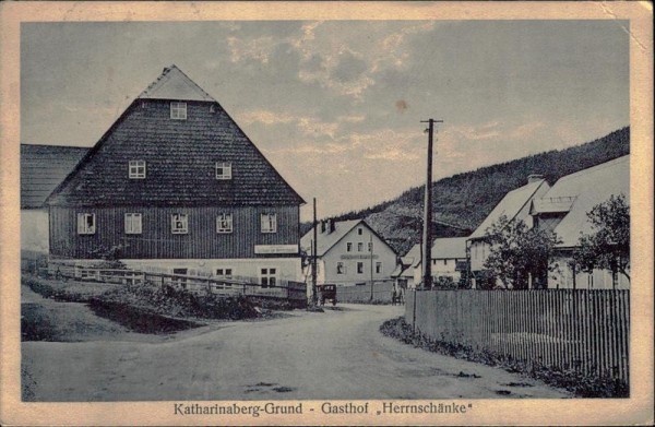 Katharinaberg-Grund - Gasthof Vorderseite