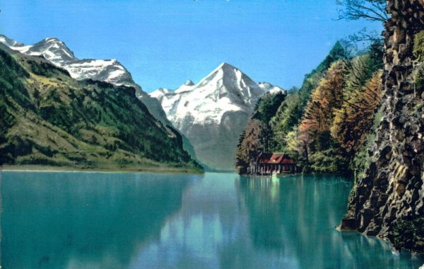 Der Bristenstock vom Rütli aus Vorderseite