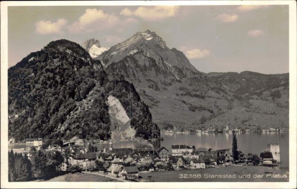 Stansstad und der Pilatus (2128 m) Vorderseite