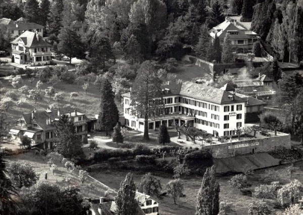 Hotel Ketterer, Clarens VD, Flugaufnahme Vorderseite