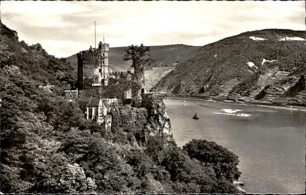 Burg Rheinstein Vorderseite