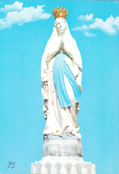 Lourdes - La Vierge Couronnée