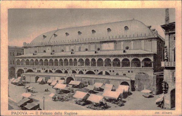 Padova - Il Palazzo della Ragione Vorderseite
