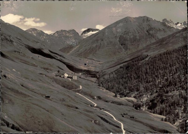 Das Averser Hochtal mit Avers - Cresta Vorderseite