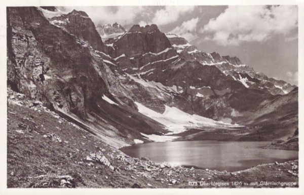 Oberblegisee mit Glärnischgruppe