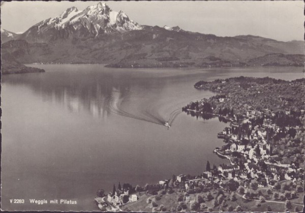Weggis mit Pilatus