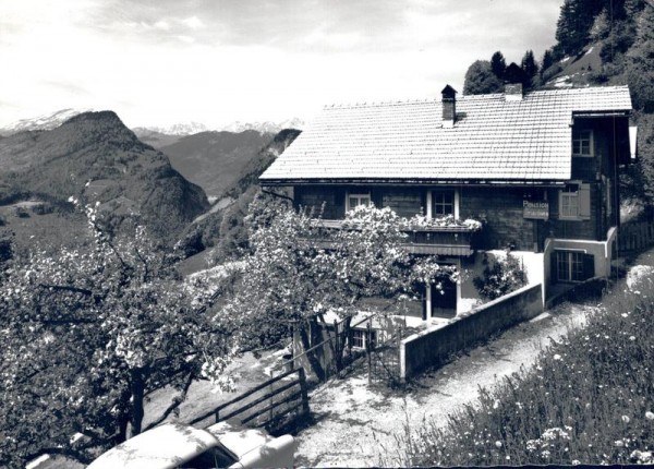 Pension Grischuna, Fanas Vorderseite