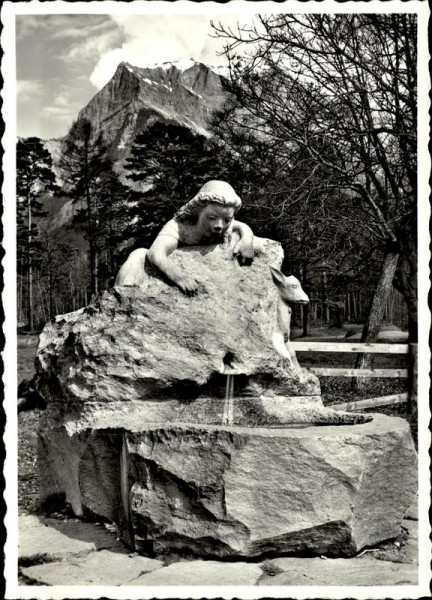 Maienfeld, Heidibrunnen Vorderseite