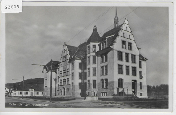 Reinach AG - Zentralschulhaus