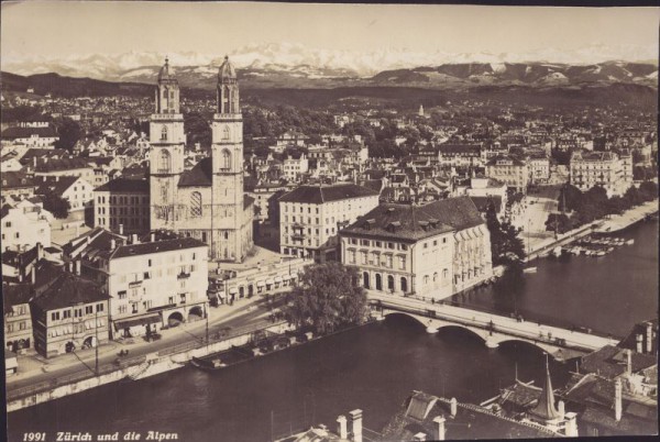 Zürich und die Alpen