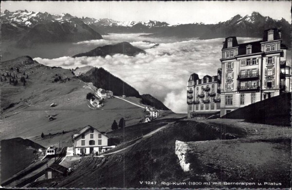 Rigi-Kulm mit Berneralpen und Pilatus Vorderseite