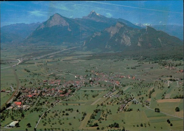 Maienfeld, Flugaufnahme Vorderseite