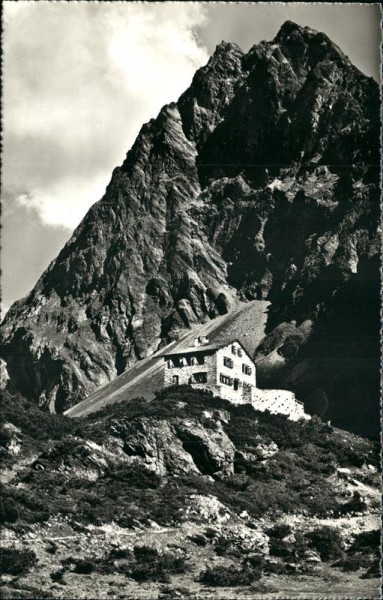 Berghaus Vereina (Klosters) Vorderseite