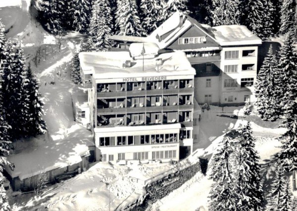Hotel Belvédère - Tanneck,  Arosa  -  Flugaufnahmen Vorderseite