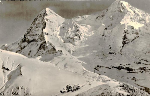 Flugaufnahme Wengernalp, Eiger und Mönch Vorderseite