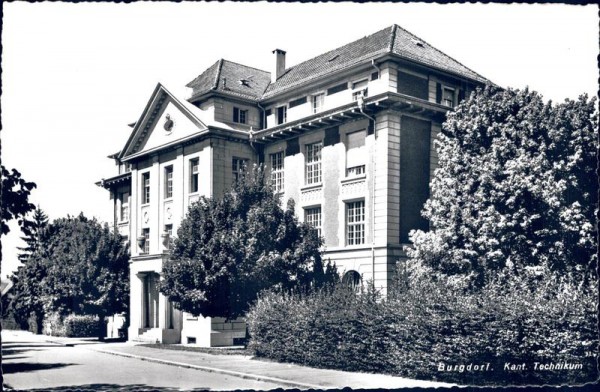 Kant Technikum (Burgdorf) Vorderseite