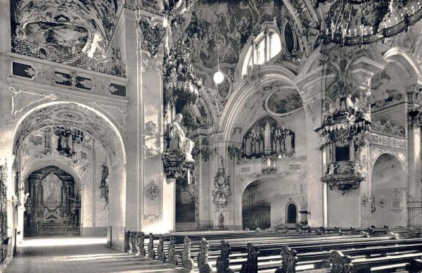 Einsiedeln. Inneres der Klosterkirche Vorderseite