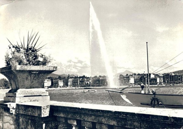 Genève. Le Jet d'Eau Vorderseite