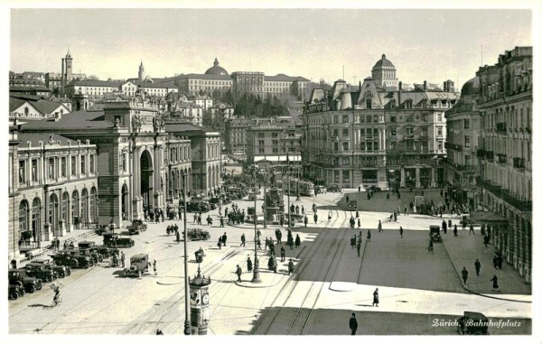 Zürich, Bahnhofplatz Vorderseite