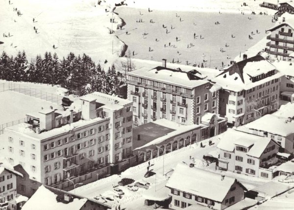 Grand - Hotel Schweizerhof, Lenzerheide - Flugaufnahmen Vorderseite