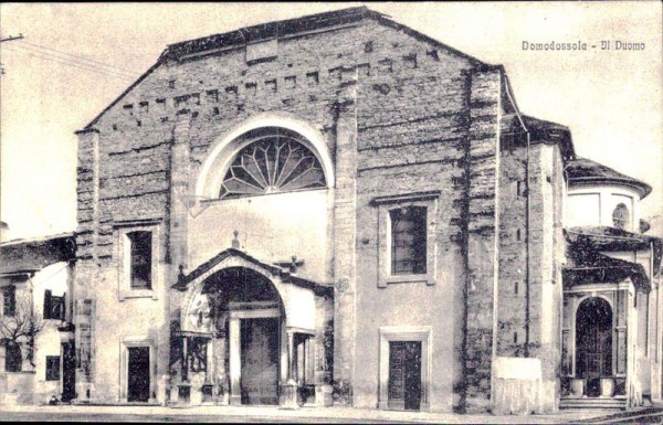 Domodossola - Ji Duomo Vorderseite