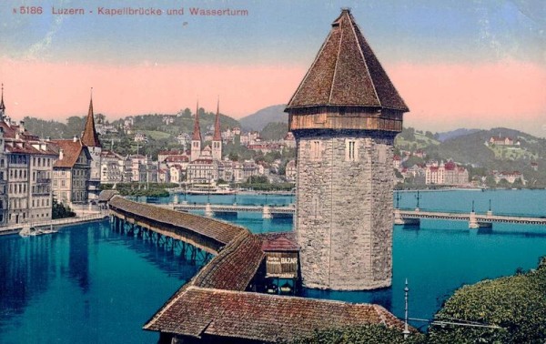 Luzern. Kapellbrücke und Wasserturm Vorderseite