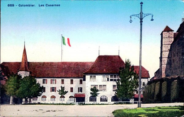 Colombier. Les Casernes Vorderseite
