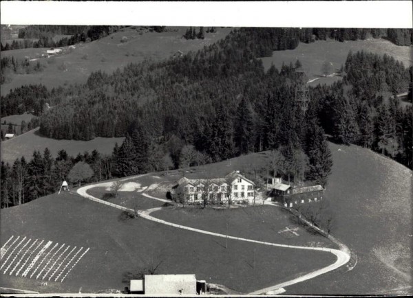 Gasthaus Bachtel-Kulm Vorderseite