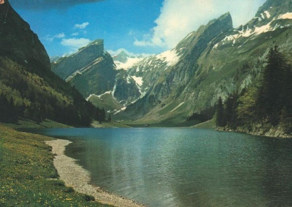 Seealpsee mit Rosszahn und Säntis Vorderseite