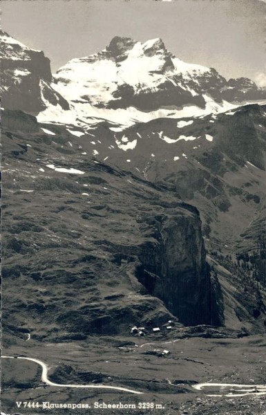 Klausenpass. Scheerhorn Vorderseite