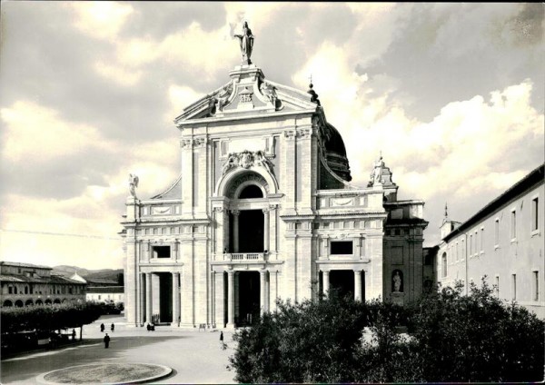 Basilica di San Francesco (Assisi) Vorderseite