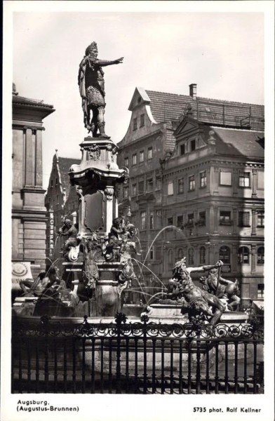 Augsburg, Augustusbrunnen Vorderseite