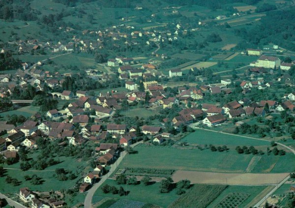Freienstein ZH - Flugaufnahmen Vorderseite