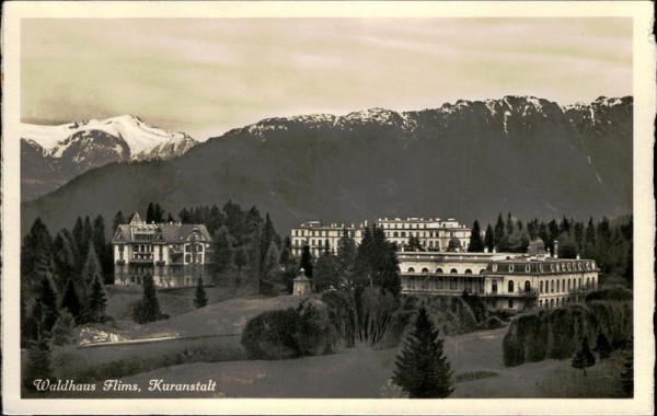Waldhaus Flims Vorderseite