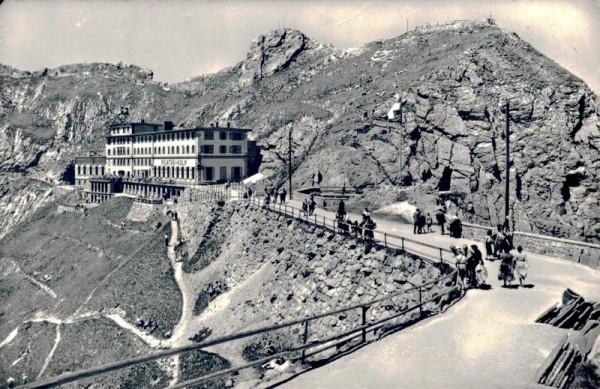 Hotel Pilatus Kulm Vorderseite