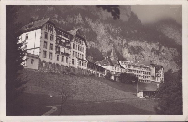 Sanatorium Walenstadtberg Vorderseite