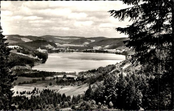 Titisee im Schwarzwald (860 m) Vorderseite