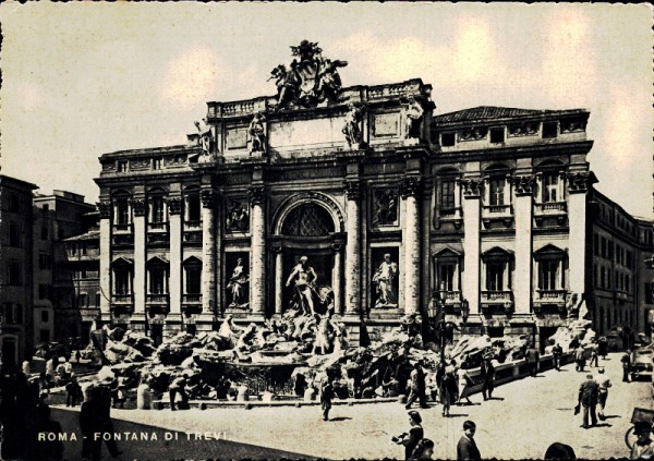 Roma Fontana di Trevi.