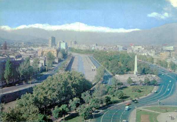 Santiago, Plaza Italia  Vorderseite