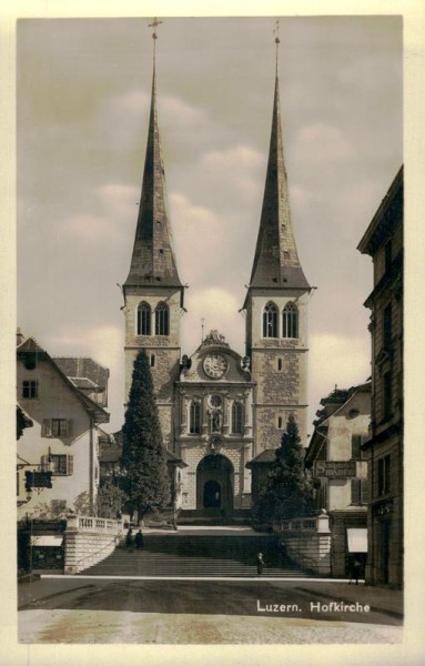 Hofkirche, Luzern Vorderseite