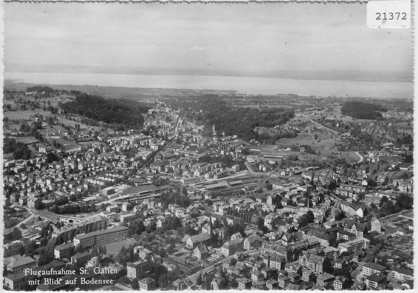 FLugaufnahme St. Gallen mit Blick auf Bodensee