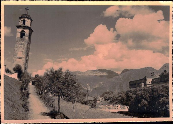Der Schiefe Turm bei den Kulm Hotels St.Moritz Vorderseite