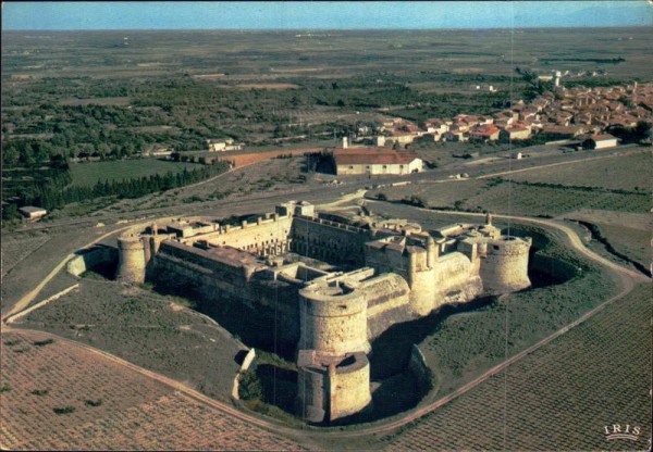 Salses-le-Château Vorderseite